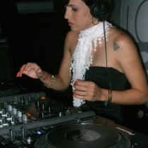 dj - Anny B