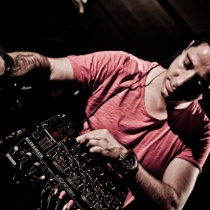 dj - Toni Rios