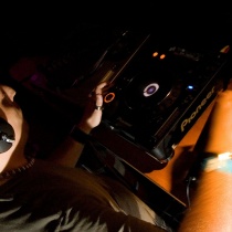 dj - Sandy Warez