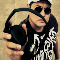 dj - Alfonso Llovera