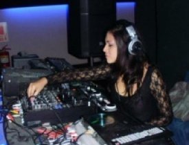dj - DJ Linda