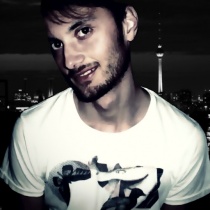 dj - Frankie B